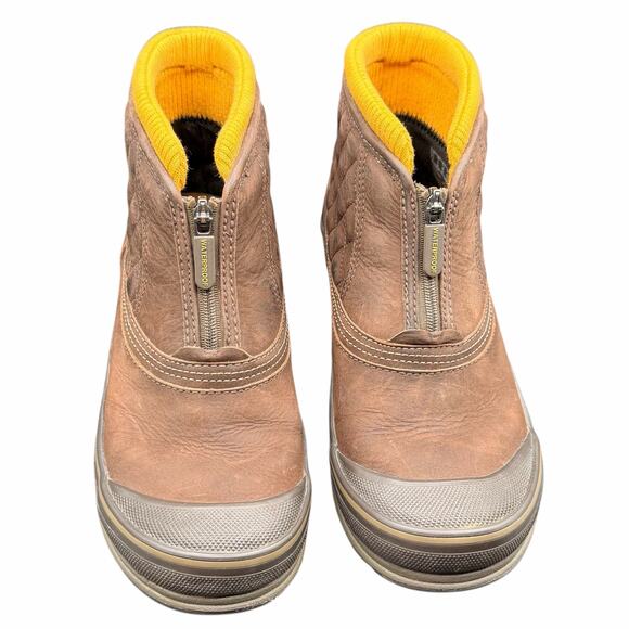 Clarks Muckers Waterproof Quilted Ankle Boots Brown Size 9W - Picture 3 of 13